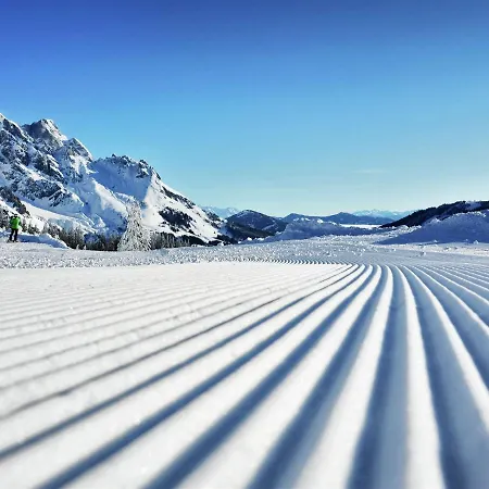 Lush Holiday In H Ttau Near Ski Area